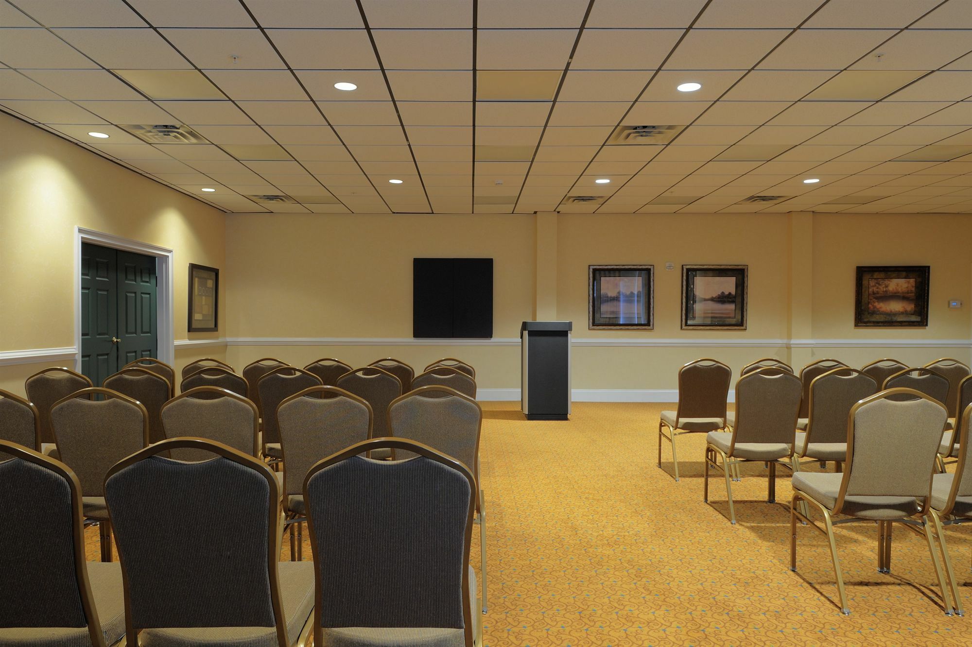 Spark By Hilton Orangeburg Einrichtungen foto